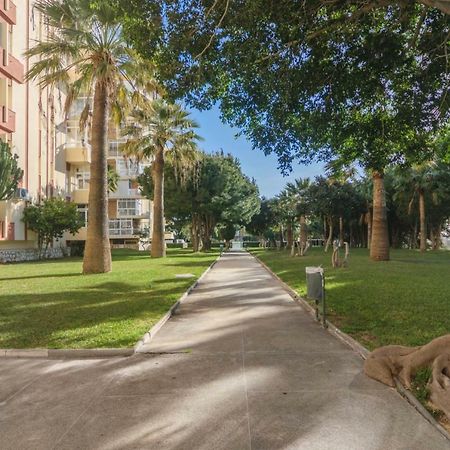 Sea View Apartment เบนัลมาเดนา ภายนอก รูปภาพ