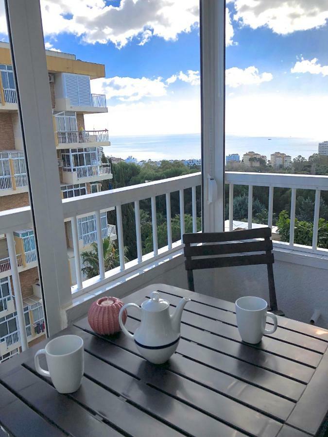Sea View Apartment เบนัลมาเดนา ภายนอก รูปภาพ